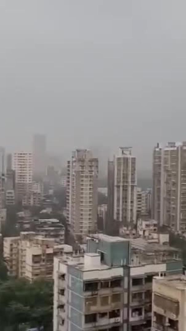 Мощная молния в Индии