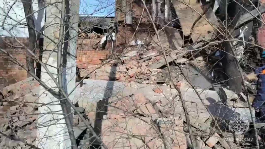 В Черногорске рухнула стена пятиэтажного общежития